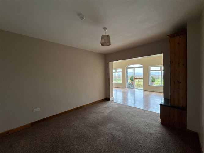 Derry Quay Lodge, Ballymagibbon South, Cross, Claremorris, Co. Mayo
