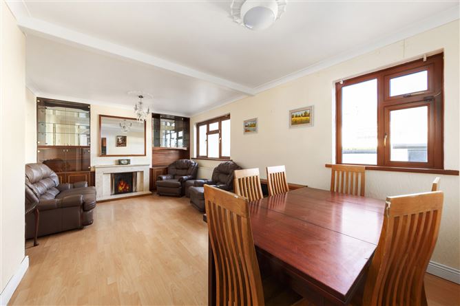 235 Glenview Park, Tallaght, Dublin 24