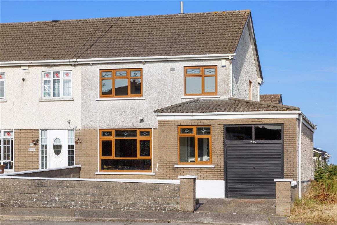 235 Glenview Park, Tallaght, Dublin 24