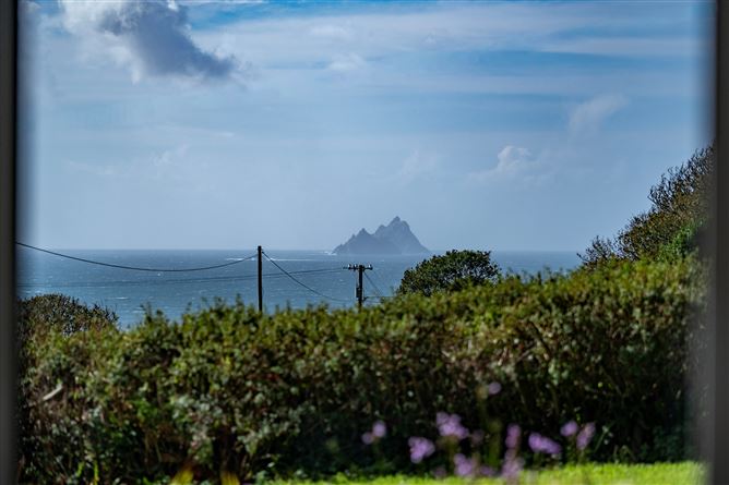 Killabuonia, Emlaghmore,, Ballinskelligs, Kerry