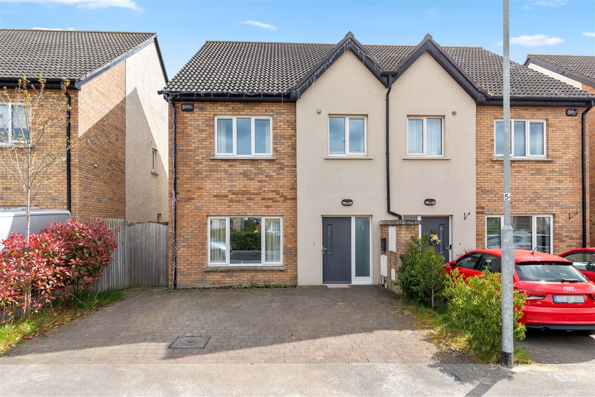 7 Dunville Lawn, Athlumney, Navan, Meath