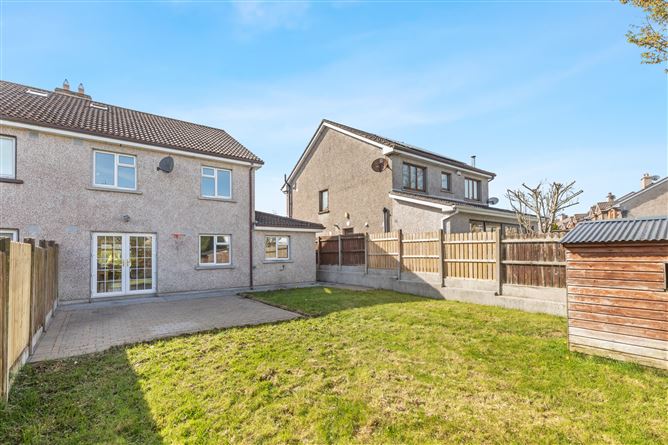 Photo 5 of 8 — 132 Petitswood Manor, Mullingar, Westmeath
