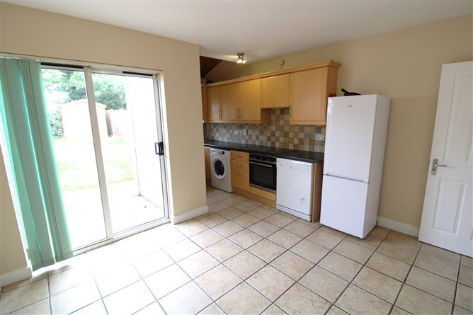 Photo 6 of 13 — 12 Beechfield Way, Clonee, Dublin 15
