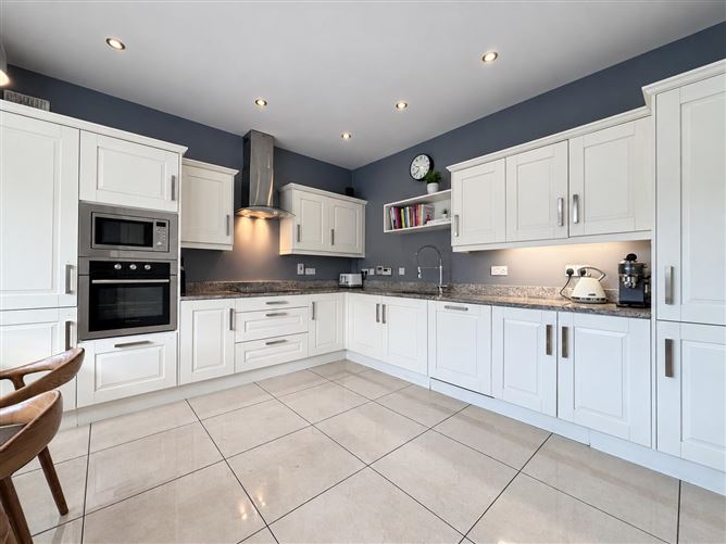 13 Dargans Way, Sutton, Dublin 13