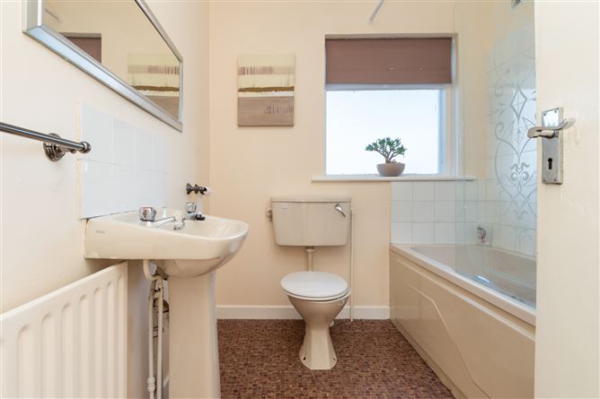 53 Longwood Park, Rathfarnham, Dublin 14