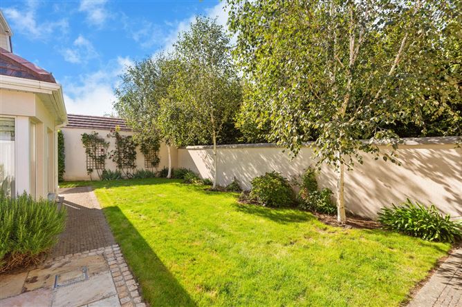 10 Brighton Square, Brighton Road, Foxrock, Dublin 18