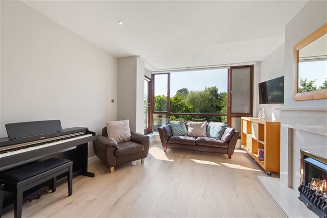 18 Dodderbank, Milltown, Dublin 6