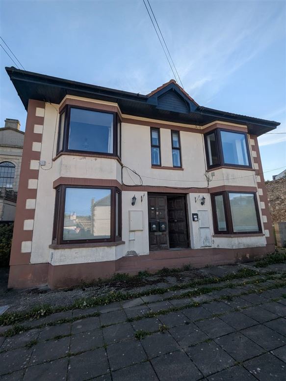 Apartment 1 Carlyle House, Church Road, Howth, Dublin 13