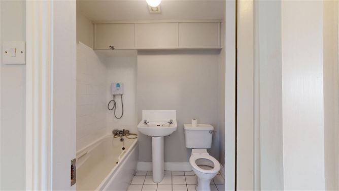 5C Windmill Heights, Belvedere Road, Wexford Town
