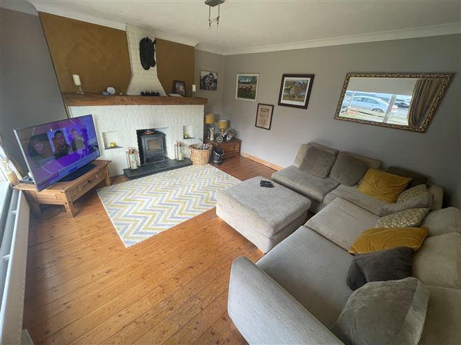 Glendara, Kill, Co. Kildare (Room C, Double Room To Rent)