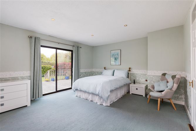 6 Thormanby Woods, Howth, Co. Dublin