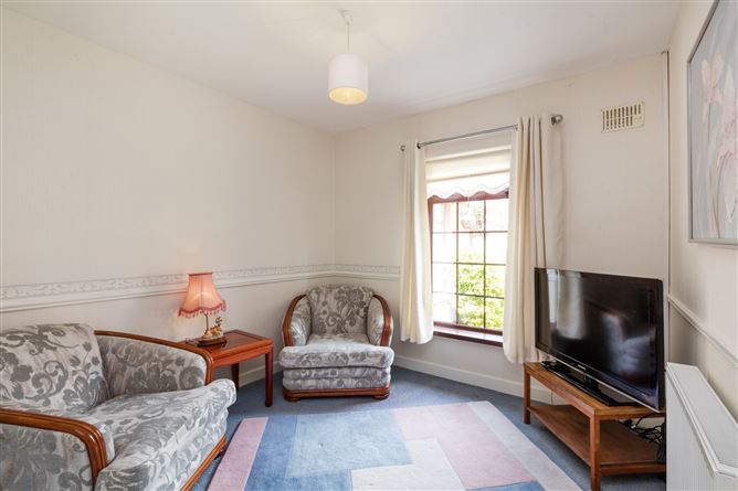 6 Thormanby Woods, Howth, Co. Dublin