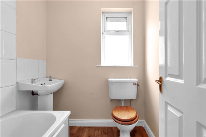 46 The Hollands, Athy, Co. Kildare