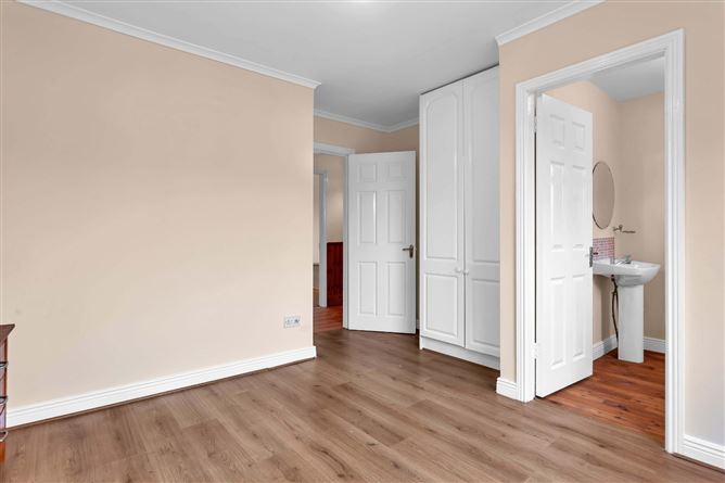 46 The Hollands, Athy, Co. Kildare