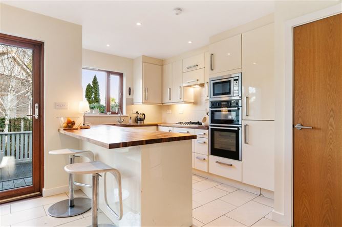 1 Saint Margarets Mews, Newtownpark, Blackrock, Co. Dublin