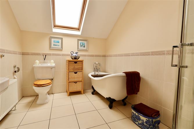 Creaghduff Stables, Coosan, Athlone, Westmeath