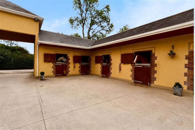 Creaghduff Stables, Coosan, Athlone, Westmeath