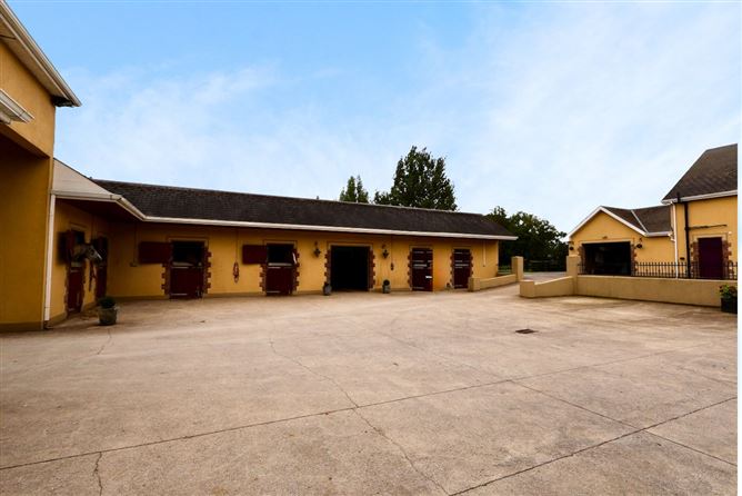 Creaghduff Stables, Coosan, Athlone, Westmeath