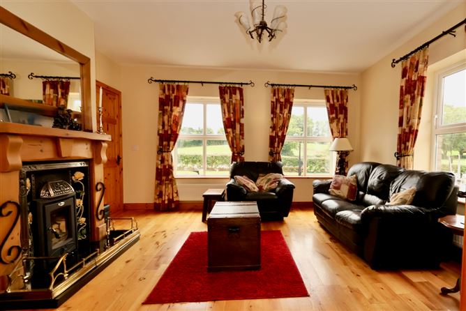 Creaghduff Stables, Coosan, Athlone, Westmeath
