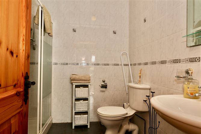 Creaghduff Stables, Coosan, Athlone, Westmeath