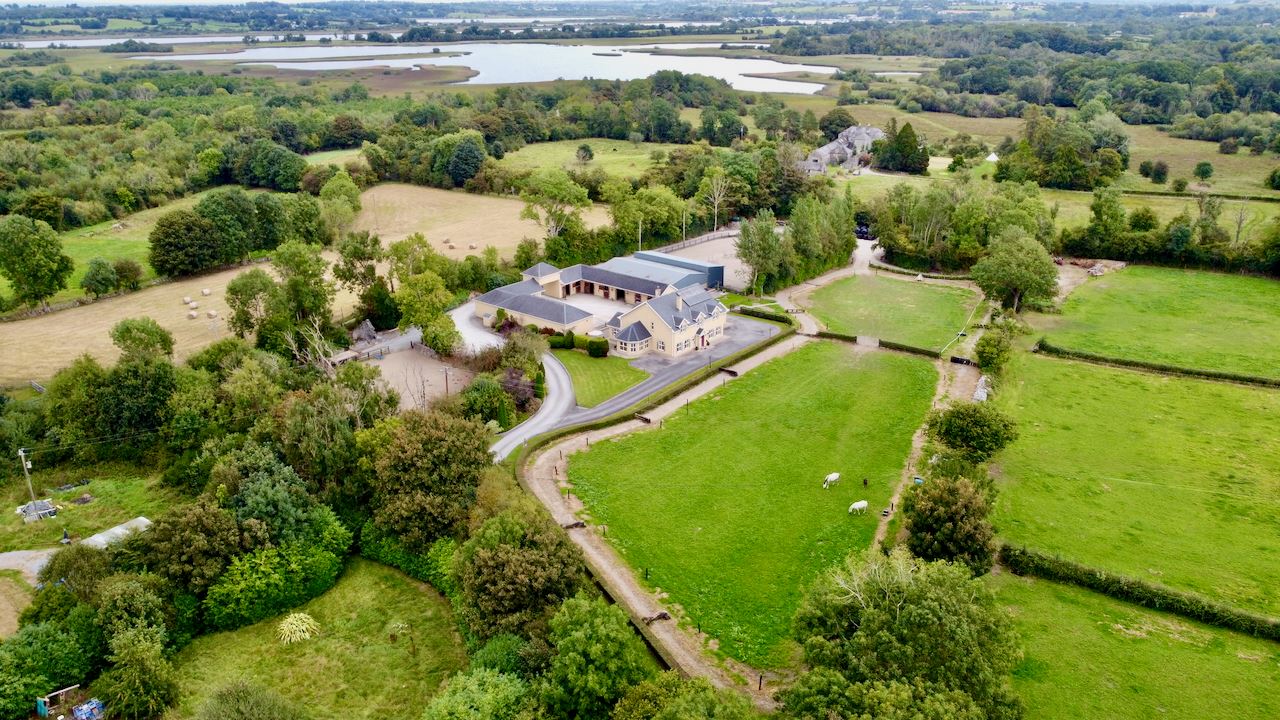 Creaghduff Stables, Coosan, Athlone, Westmeath