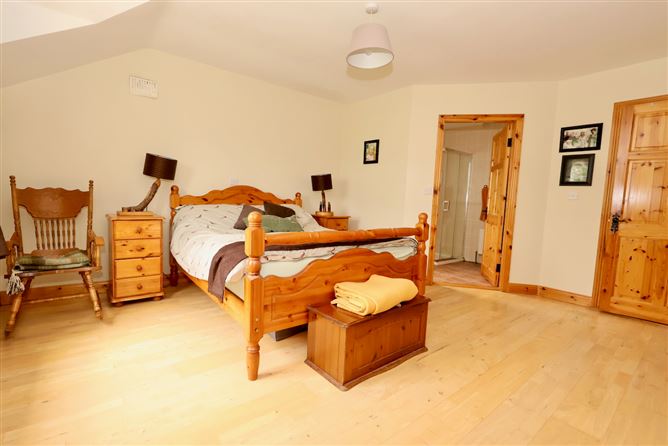 Creaghduff Stables, Coosan, Athlone, Westmeath