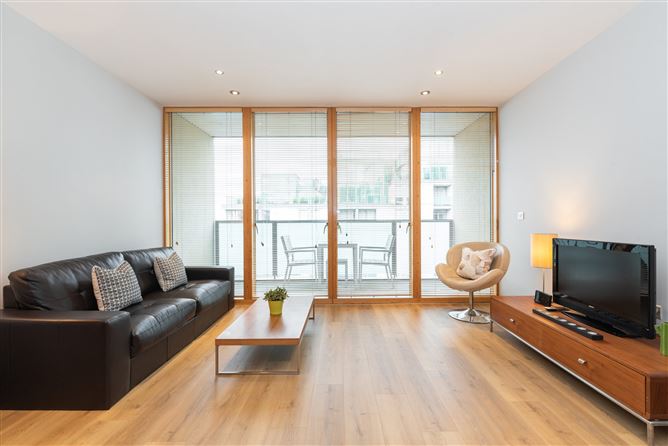 96 Kirkpatrick House, Spencer Dock, IFSC, Dublin 1