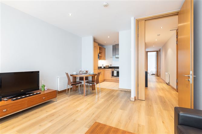 96 Kirkpatrick House, Spencer Dock, IFSC, Dublin 1