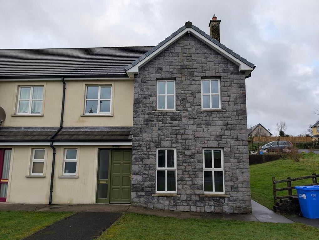 14 Church Manor, Carrigallen, Leitrim