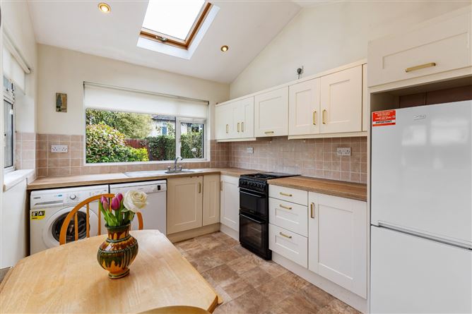 Photo 7 of 17 — 140 Philipsburgh Avenue, Fairview, Dublin 3