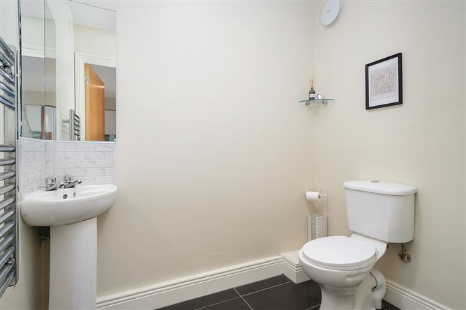 Photo 20 of 25 — 61 Hunters Green, Ballycullen, Dublin 24