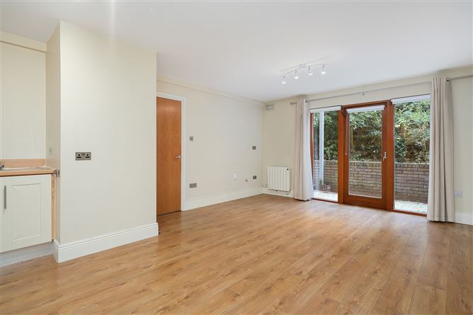 Photo 7 of 25 — 61 Hunters Green, Ballycullen, Dublin 24