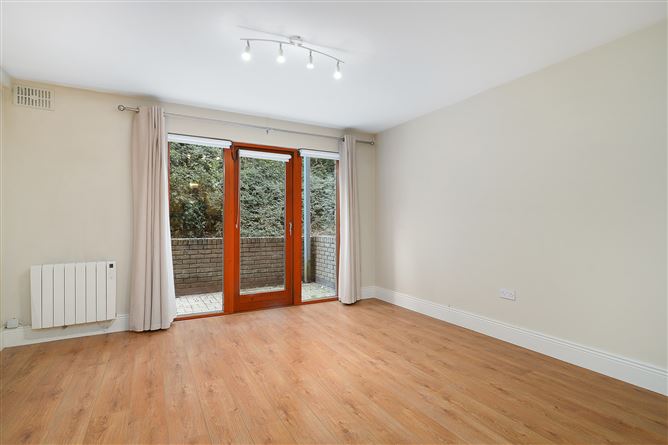 Photo 6 of 25 — 61 Hunters Green, Ballycullen, Dublin 24