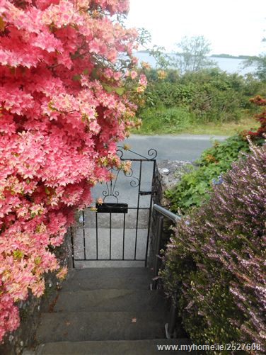 Derrymoyle Lodge, Glann Road, Oughterard, Galway