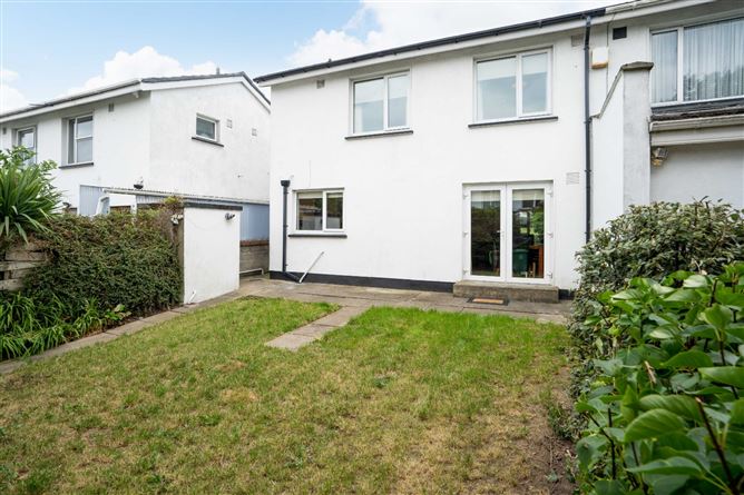 206 Whitecliff, Whitechurch Road, Rathfarnham, Dublin 16