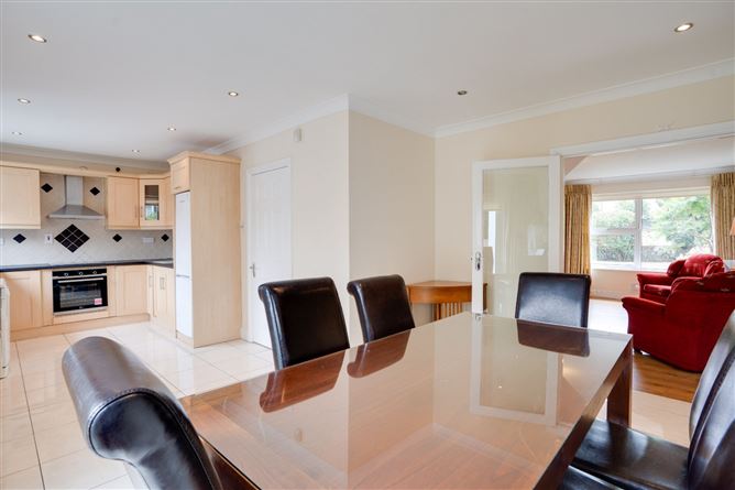 206 Whitecliff, Whitechurch Road, Rathfarnham, Dublin 16