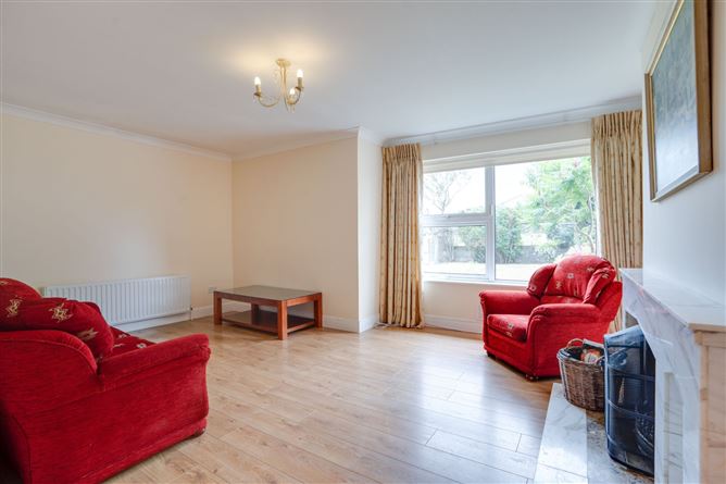 206 Whitecliff, Whitechurch Road, Rathfarnham, Dublin 16