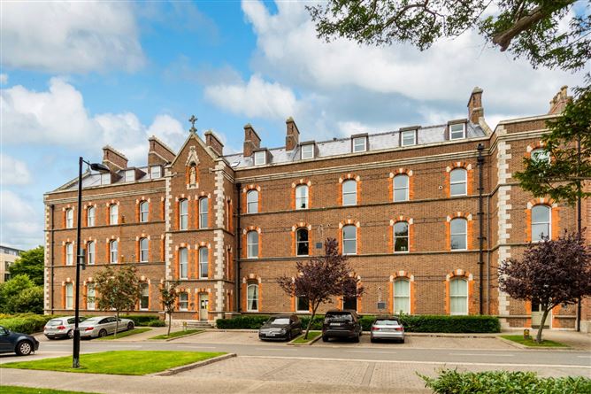 6 Convent Hall, Mount St. Anne's, Milltown, Dublin 6