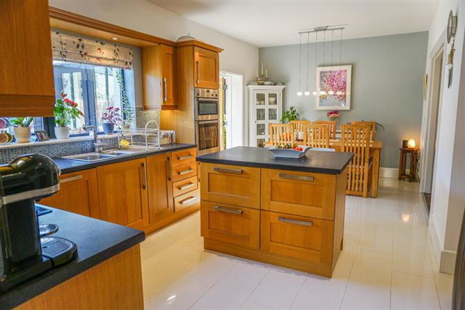 The Crescent, 14 Castle Oaks, Dublin Road, Carlow