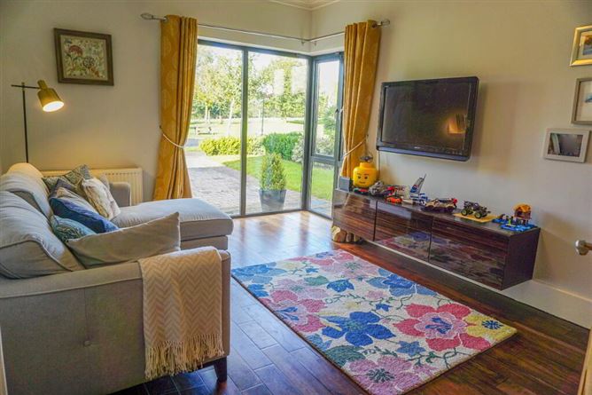 The Crescent, 14 Castle Oaks, Dublin Road, Carlow