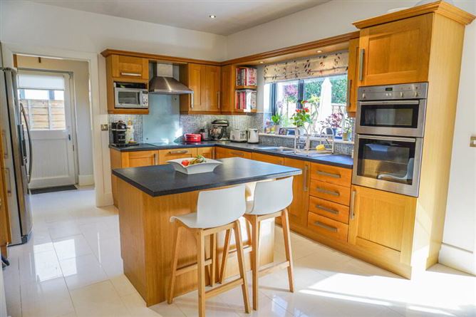 The Crescent, 14 Castle Oaks, Dublin Road, Carlow