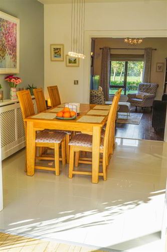 The Crescent, 14 Castle Oaks, Dublin Road, Carlow