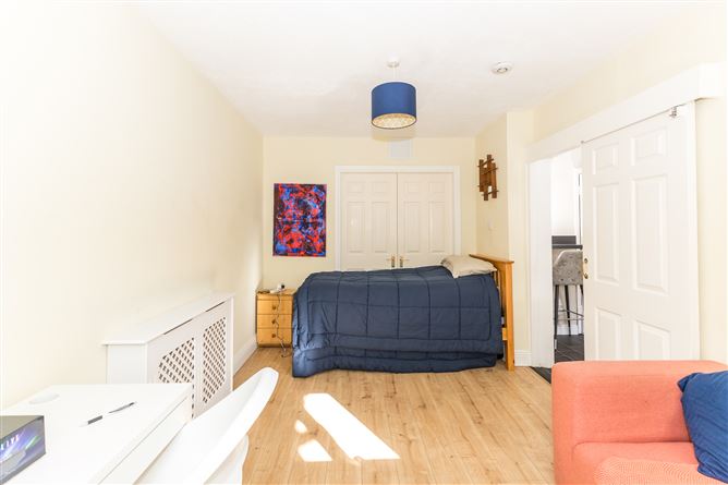12 Crestfield Park, Whitehall, Dublin 9