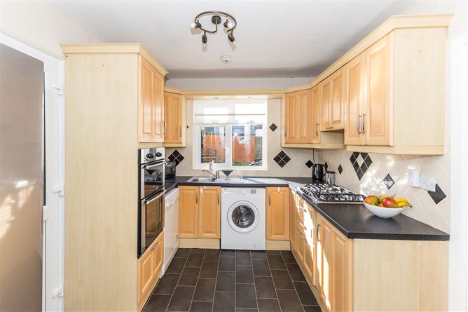 12 Crestfield Park, Whitehall, Dublin 9