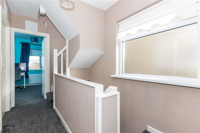 12 Crestfield Park, Whitehall, Dublin 9