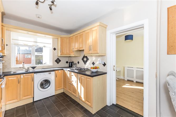 12 Crestfield Park, Whitehall, Dublin 9