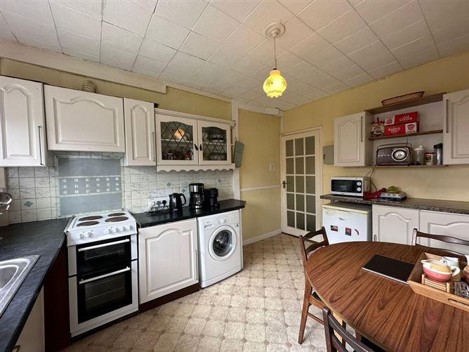 17 Summerstown Drive, Glasheen, Wilton, Cork