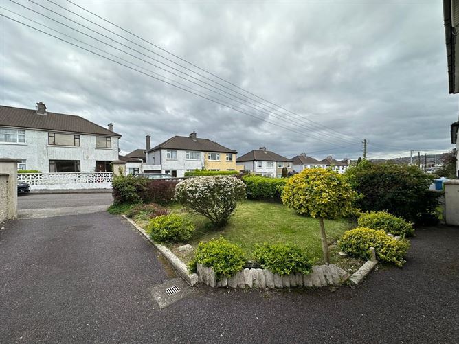 17 Summerstown Drive, Glasheen, Wilton, Cork