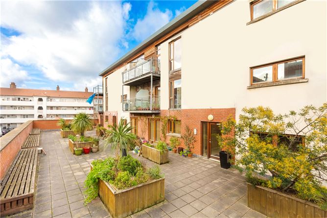 12 32 Cook Street, Christchurch, Dublin 8