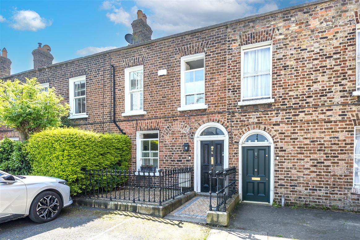 13 Albert Place East, Grand Canal Dk, Dublin 2
